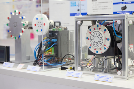 サーボモータ用減速機／高性能ACサーボドライブ GS-300